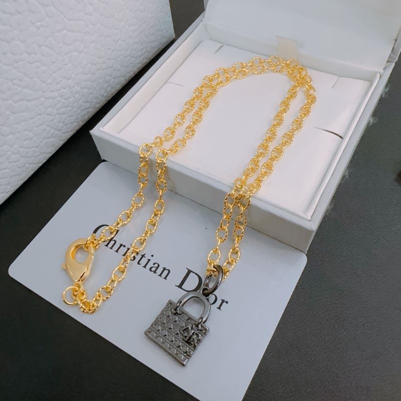 chr1st1an D10r necklaces